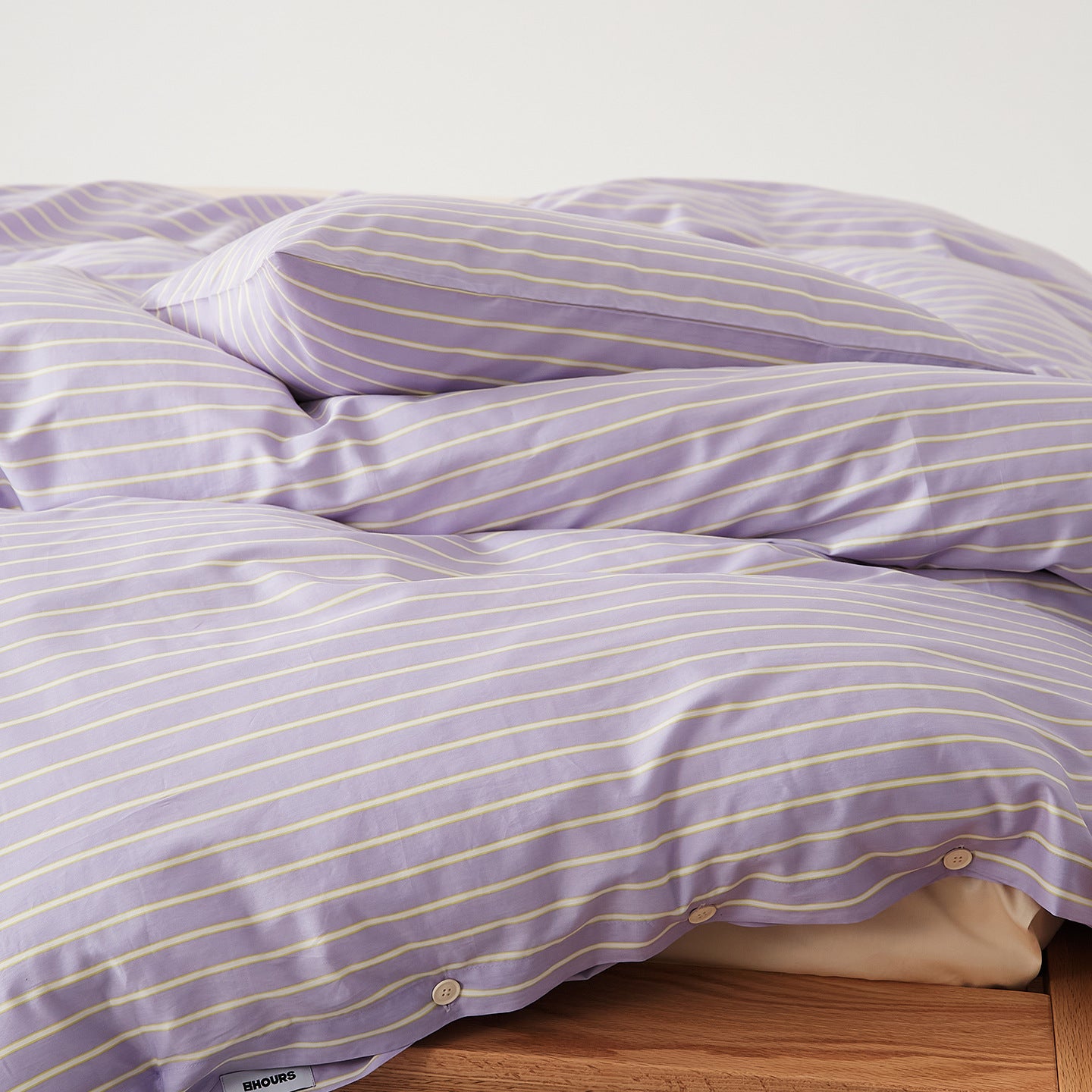 Striped Cotton Sateen Bedding Set – 3 or 4 Pieces